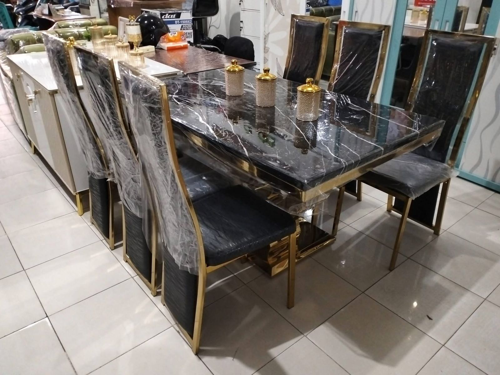 MEJA MAKAN SULTAN ( 6 KURSI )