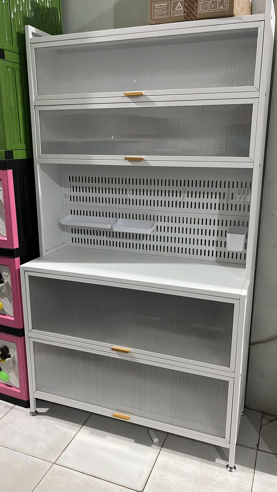 RAK PENYIMPANAN MAKANAN