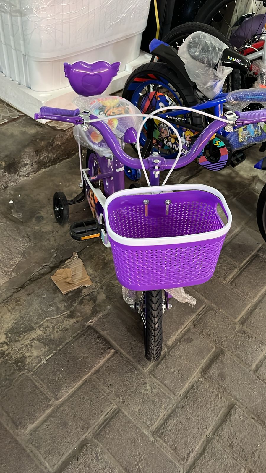 SEPEDA ANAK CEWEK KECIL